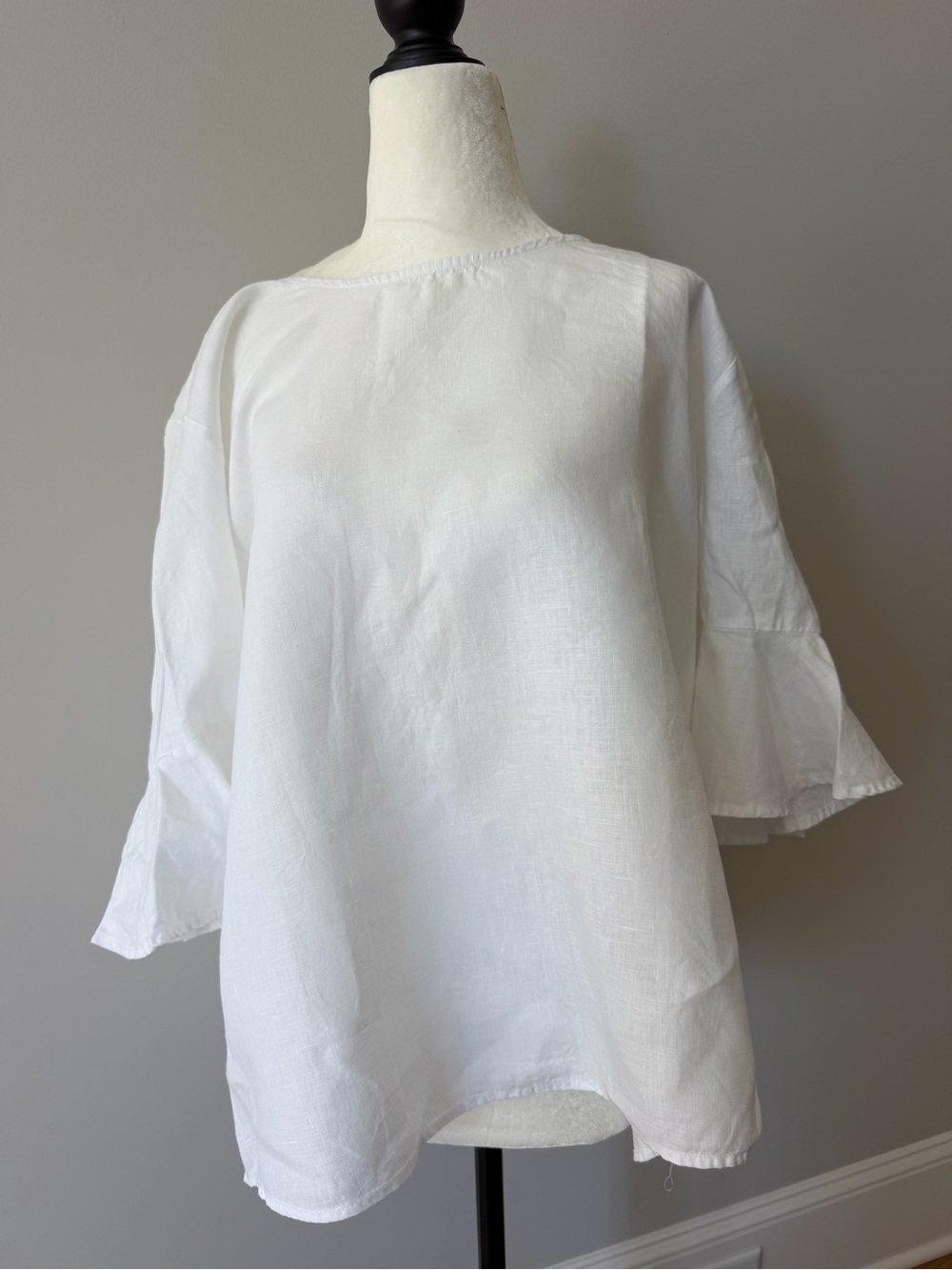 For Cynthia White Linen Bell-Sleeve Tunic